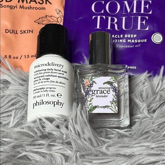 IPSY & Philosophy Bundle: Elegant Lace Ipsy Pouch PHILOSOPHY Face Wash & Spray + - Picture 4 of 8